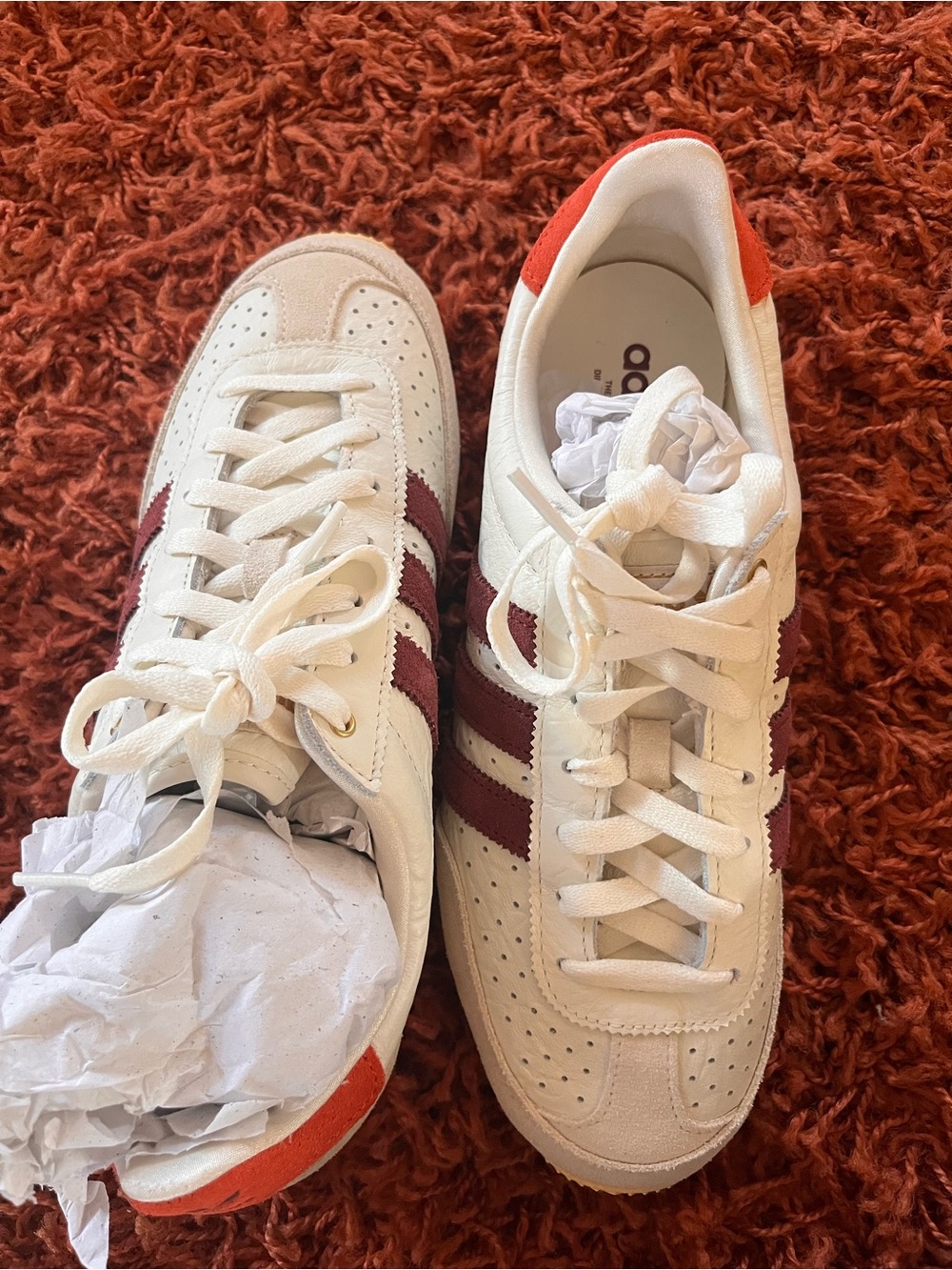 adidas White Sneakers with Burgundy Logo